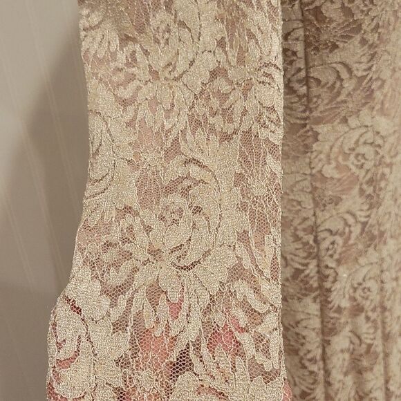 TAHARI, size 8,Mother of the bride - Picture 3 of 8